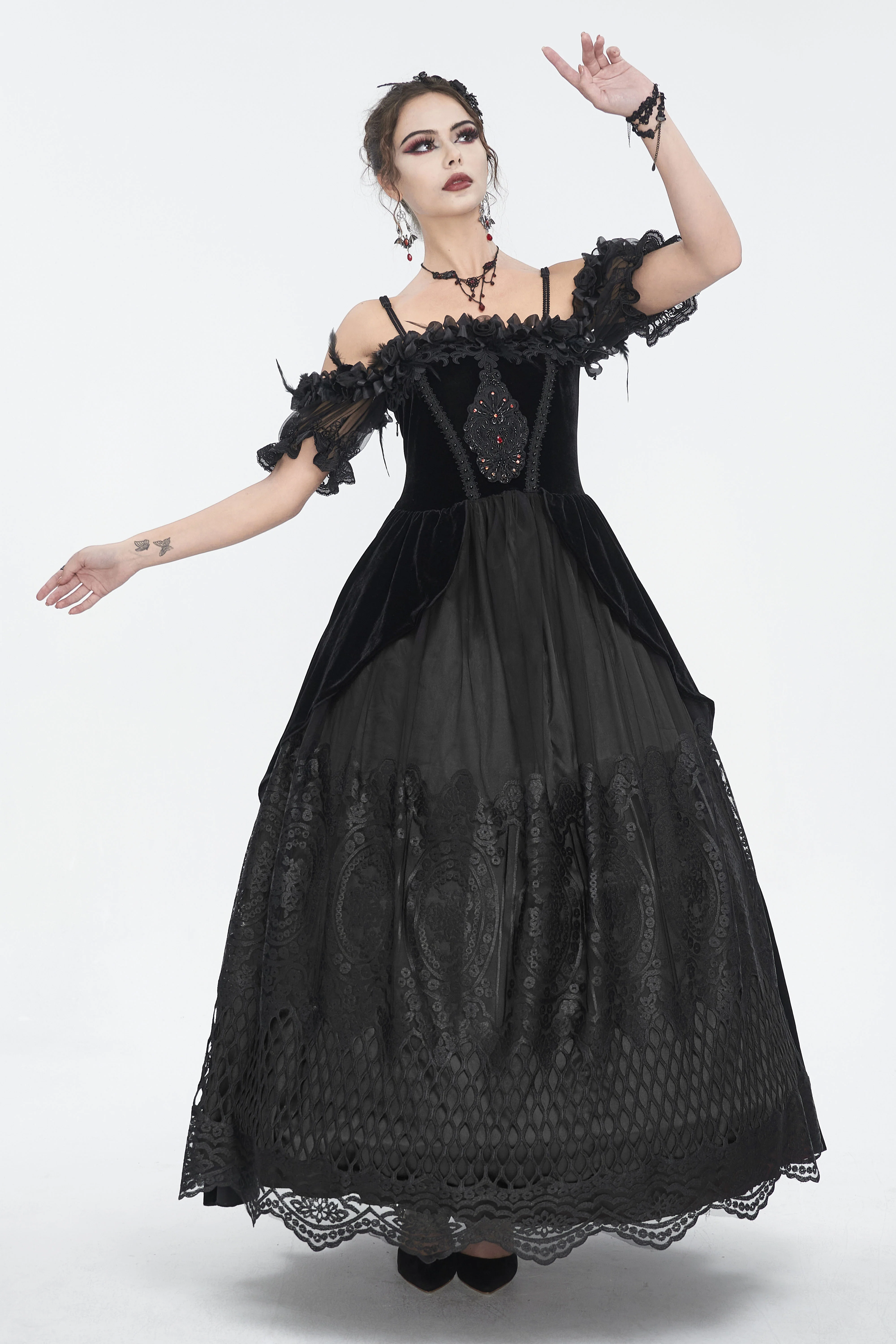 Veronica - Off-Shoulder Velvet & Lace Maxi Dress in Black - Image 4