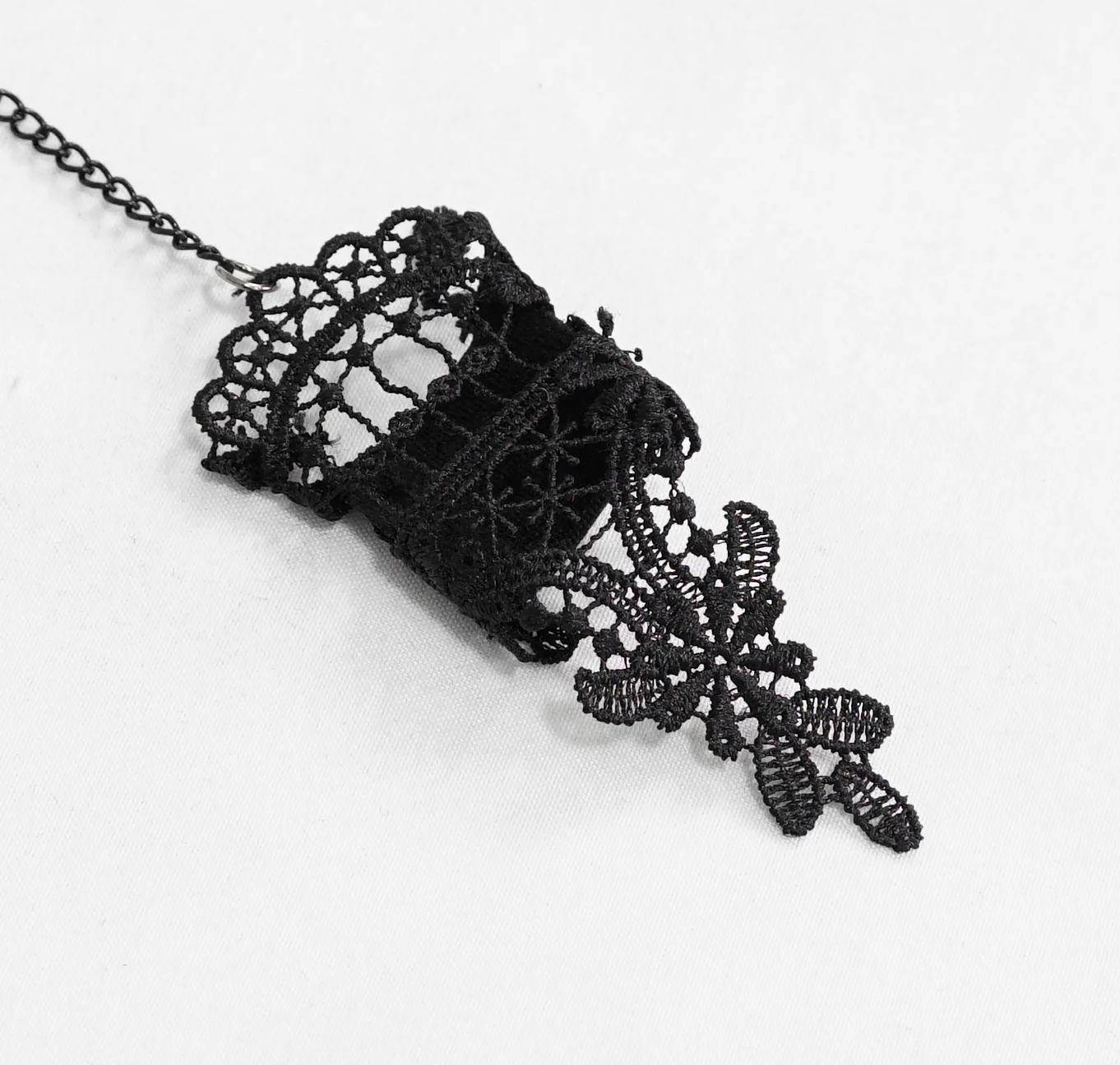 Iris- Gothic Lace Claw Glove (One Hand) - Image 7