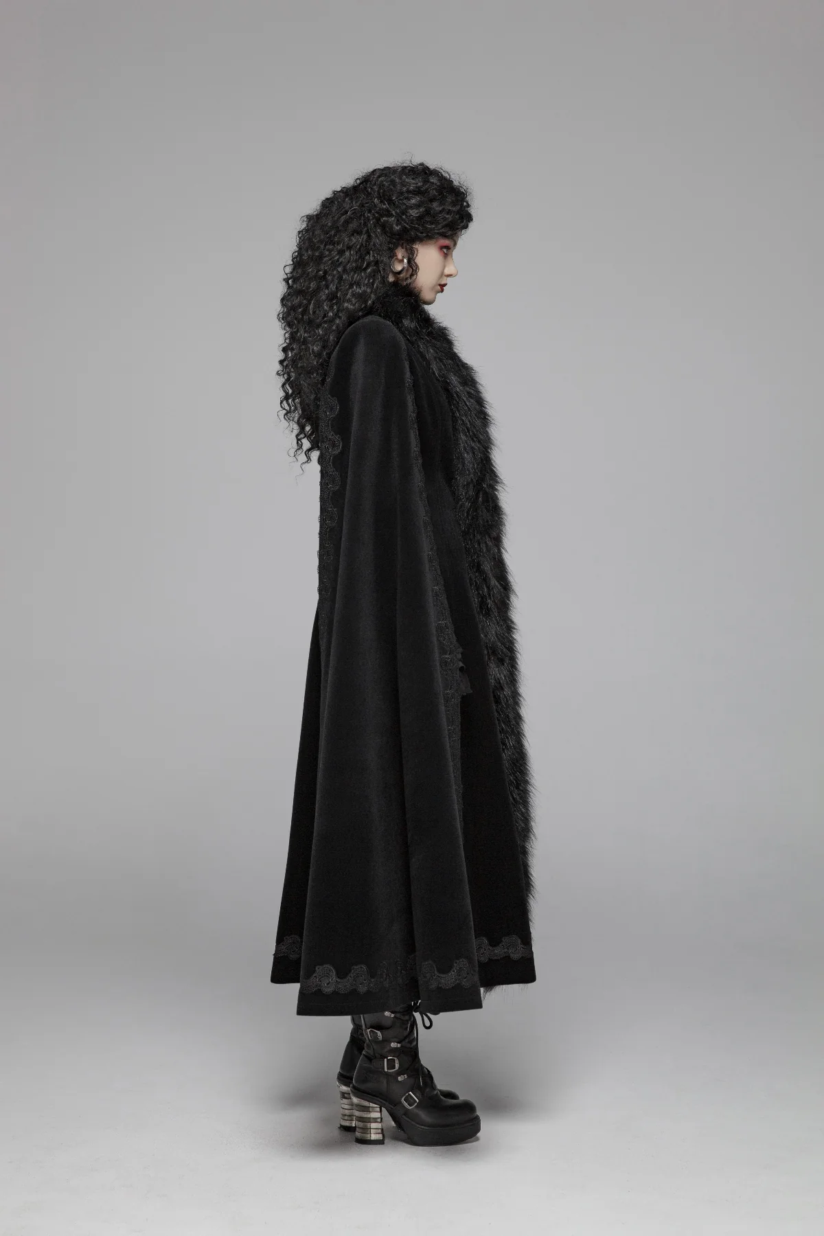 Empress of the Frostbound Realm – Velvet Coat - Image 5