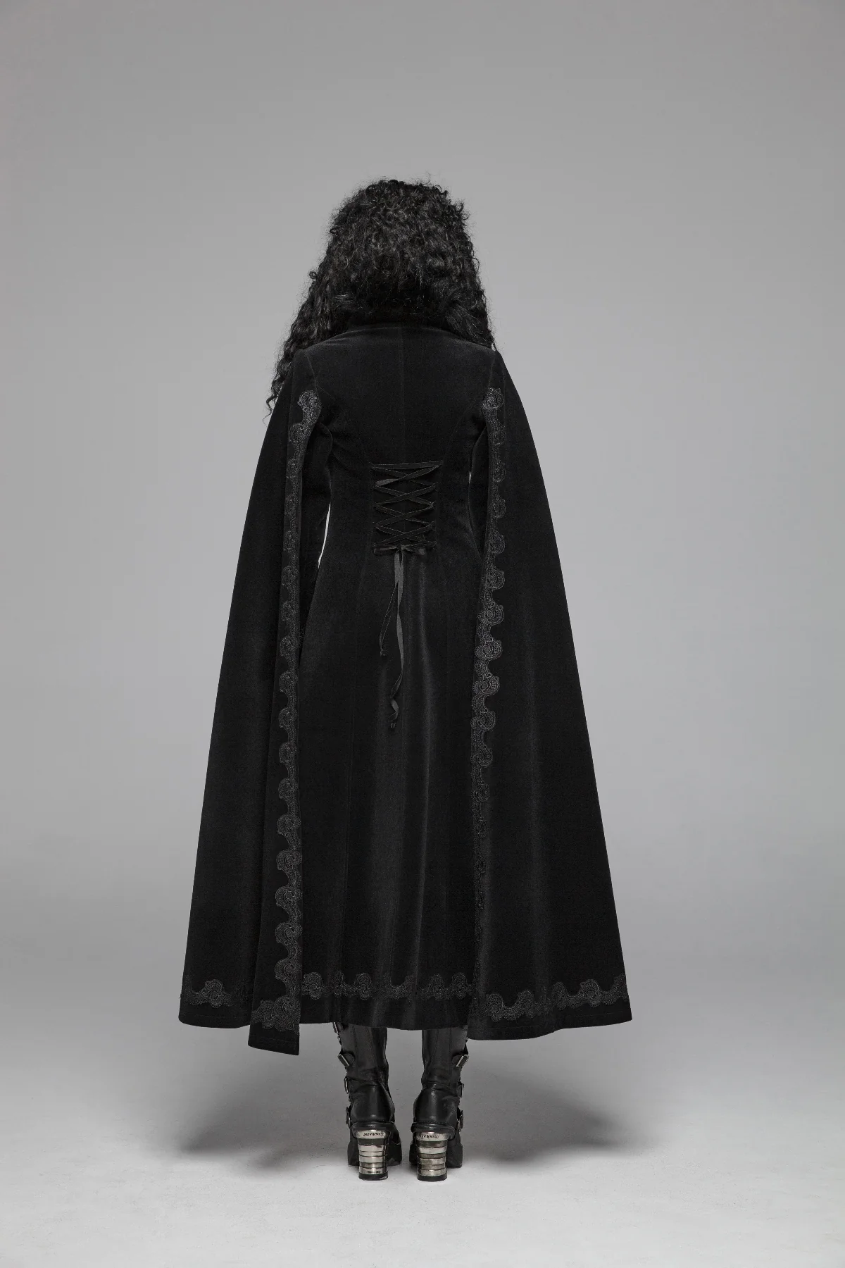 Empress of the Frostbound Realm – Velvet Coat - Image 6